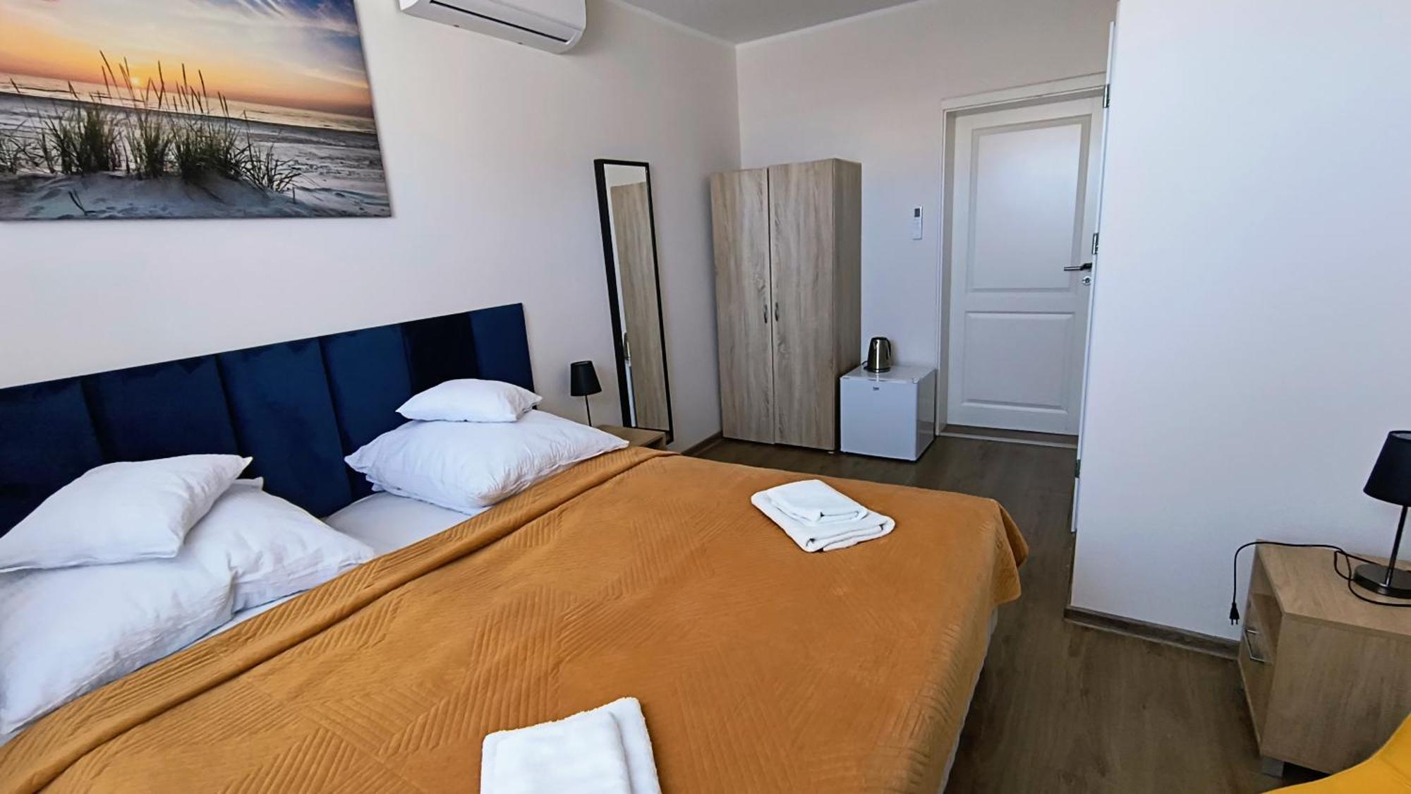 La Mer Pokoje I Apartamenty Wladyslawowo Ruang foto